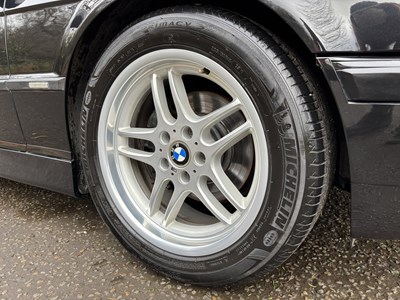 Lot 11 - 2001 BMW 735i
