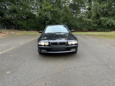 Lot 11 - 2001 BMW 735i