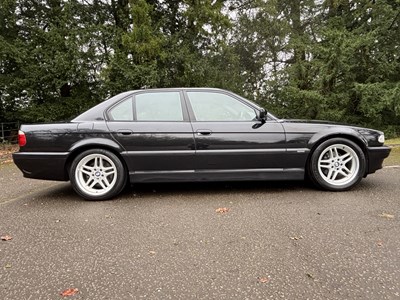 Lot 11 - 2001 BMW 735i