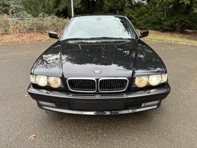 Lot 11 - 2001 BMW 735i