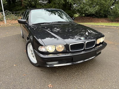 Lot 11 - 2001 BMW 735i