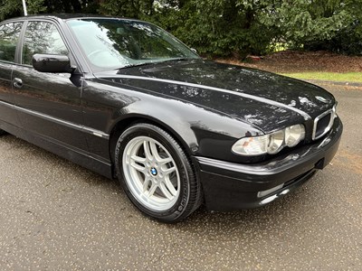 Lot 11 - 2001 BMW 735i