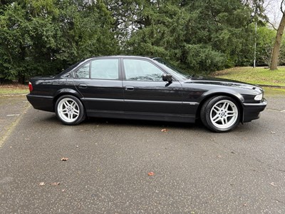 Lot 11 - 2001 BMW 735i