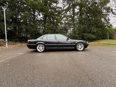 Lot 11 - 2001 BMW 735i