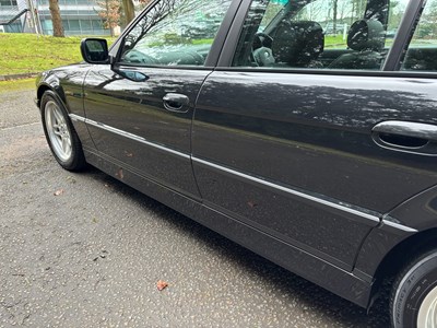 Lot 11 - 2001 BMW 735i