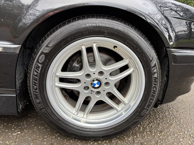 Lot 11 - 2001 BMW 735i