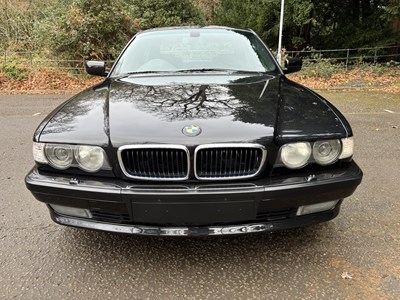 Lot 11 - 2001 BMW 735i