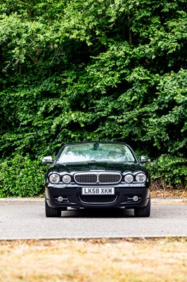 Lot 13 - 2008 Daimler Super Eight Final Edition