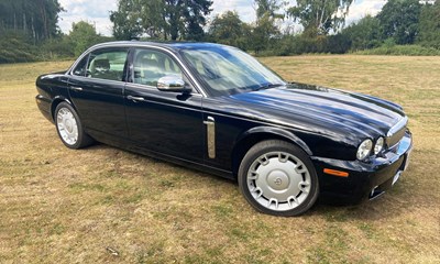 Lot 13 - 2008 Daimler Super Eight Final Edition