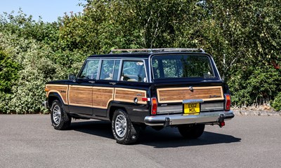 Lot 1988 Jeep Grand Wagoneer