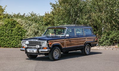 Lot 1988 Jeep Grand Wagoneer