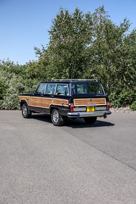 Lot 1988 Jeep Grand Wagoneer