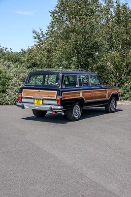 Lot 1988 Jeep Grand Wagoneer