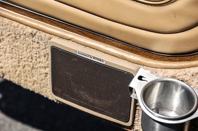 Lot 1988 Jeep Grand Wagoneer