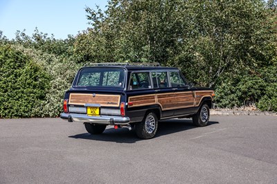 Lot 1988 Jeep Grand Wagoneer