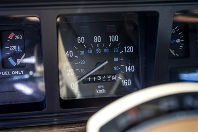 Lot 1988 Jeep Grand Wagoneer