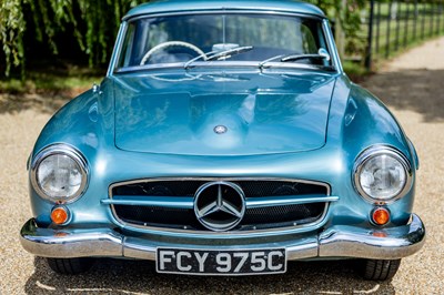 Lot 1961 Mercedes-Benz 190 SL
