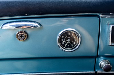 Lot 1961 Mercedes-Benz 190 SL