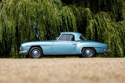 Lot 1961 Mercedes-Benz 190 SL