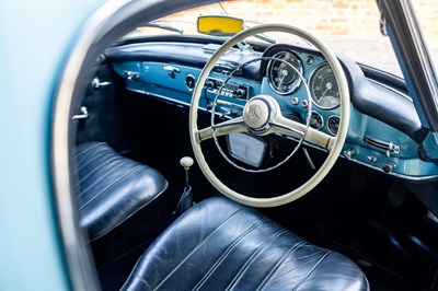Lot 1961 Mercedes-Benz 190 SL