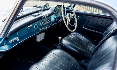 Lot 1961 Mercedes-Benz 190 SL