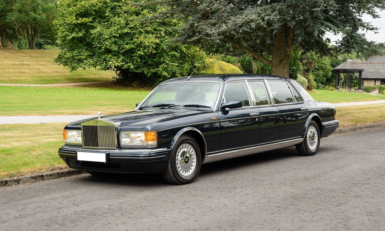 Lot 166 - 1998 Rolls-Royce Park Ward Limousine