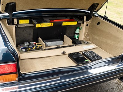 Lot 166 - 1998 Rolls-Royce Park Ward Limousine