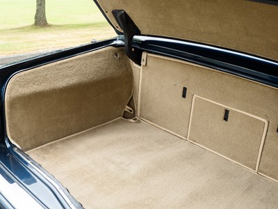 Lot 166 - 1998 Rolls-Royce Park Ward Limousine