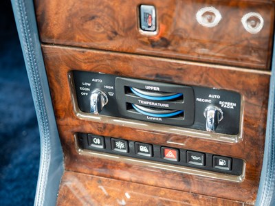 Lot 166 - 1998 Rolls-Royce Park Ward Limousine