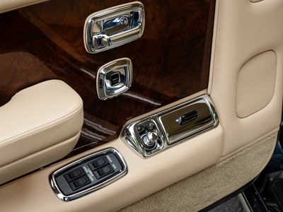 Lot 166 - 1998 Rolls-Royce Park Ward Limousine