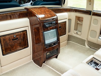 Lot 166 - 1998 Rolls-Royce Park Ward Limousine