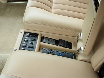 Lot 166 - 1998 Rolls-Royce Park Ward Limousine