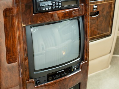 Lot 166 - 1998 Rolls-Royce Park Ward Limousine