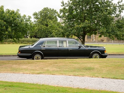 Lot 166 - 1998 Rolls-Royce Park Ward Limousine