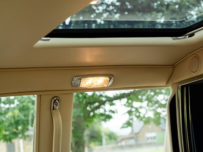 Lot 166 - 1998 Rolls-Royce Park Ward Limousine