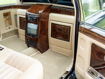 Lot 166 - 1998 Rolls-Royce Park Ward Limousine