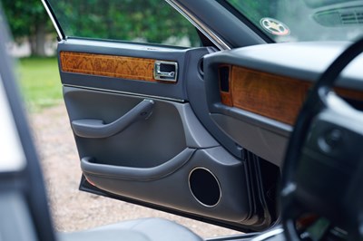 Lot 105 - 1994 Jaguar Sovereign (6.0 litre)