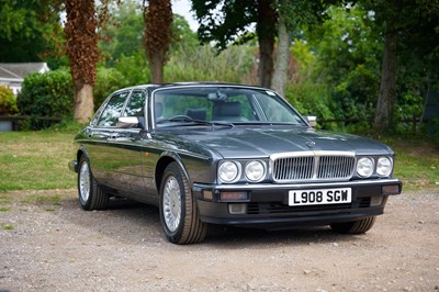 Lot 105 - 1994 Jaguar Sovereign (6.0 litre)