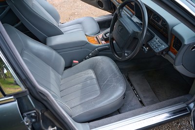 Lot 105 - 1994 Jaguar Sovereign (6.0 litre)