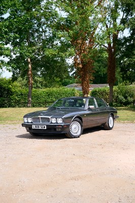 Lot 105 - 1994 Jaguar Sovereign (6.0 litre)