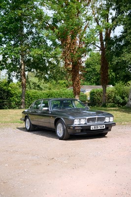 Lot 105 - 1994 Jaguar Sovereign (6.0 litre)
