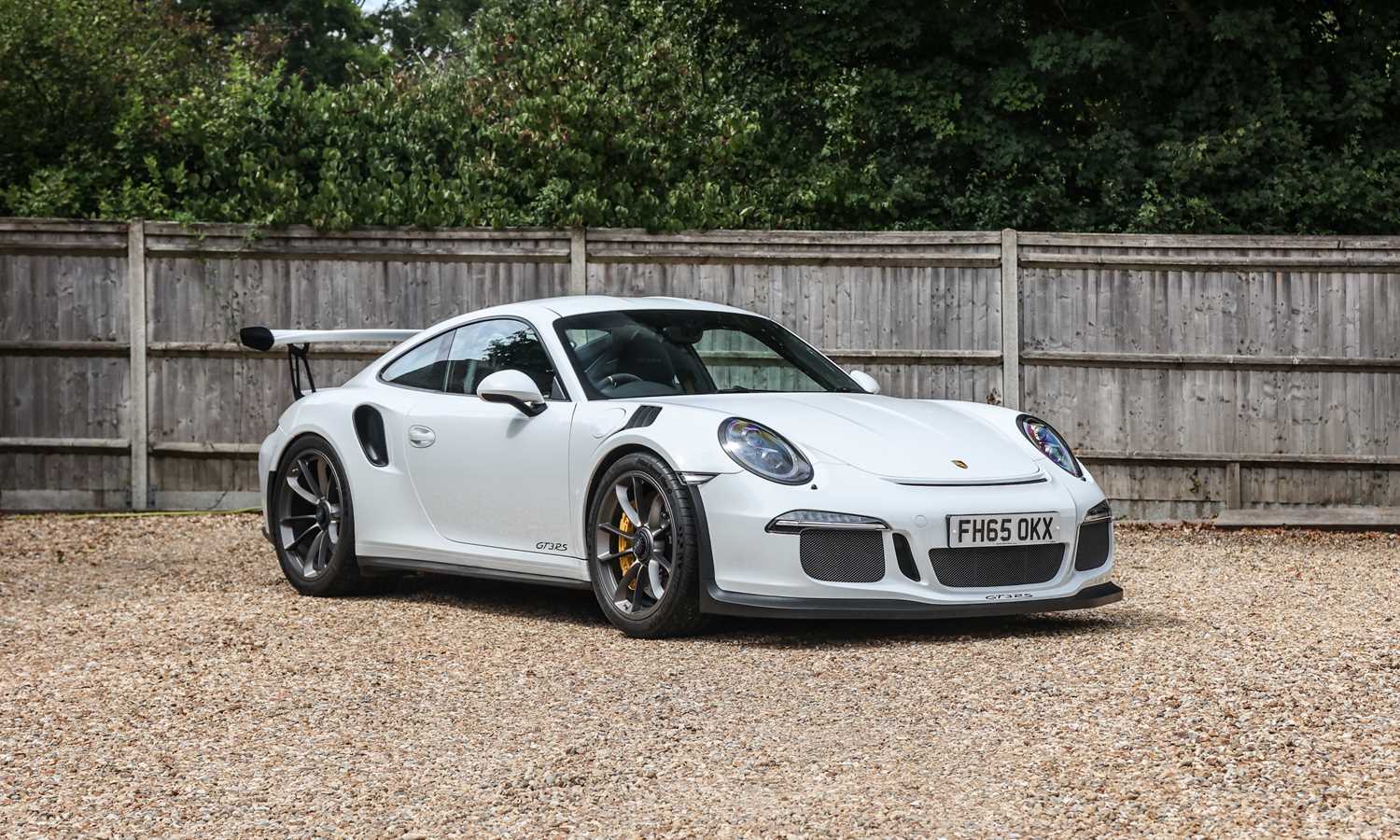Lot 2015 Porsche 911/991 GT3 RS