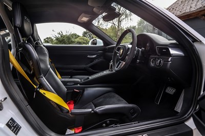 Lot 221 - 2015 Porsche 911/991 GT3 RS