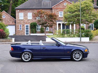 Lot 1995 BMW 328i Convertible