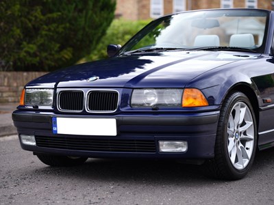 Lot 1995 BMW 328i Convertible