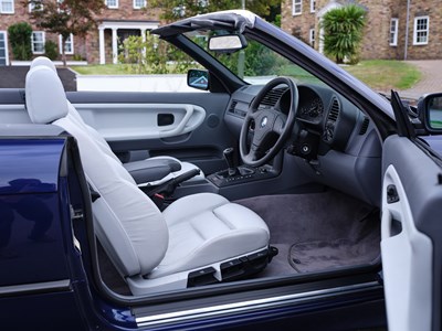 Lot 1995 BMW 328i Convertible
