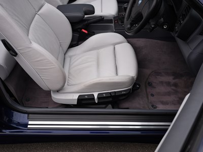 Lot 1995 BMW 328i Convertible