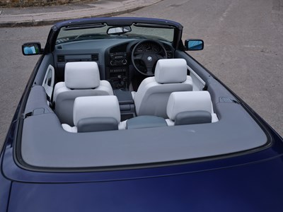 Lot 1995 BMW 328i Convertible