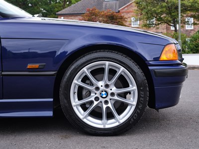 Lot 1995 BMW 328i Convertible
