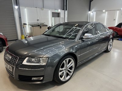 Lot 270 - 2009 Audi S8